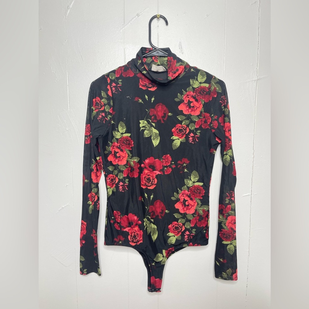 Ember Woman’s Bodysuit Size Medium Long Sleeve rose Design mesh style polyester